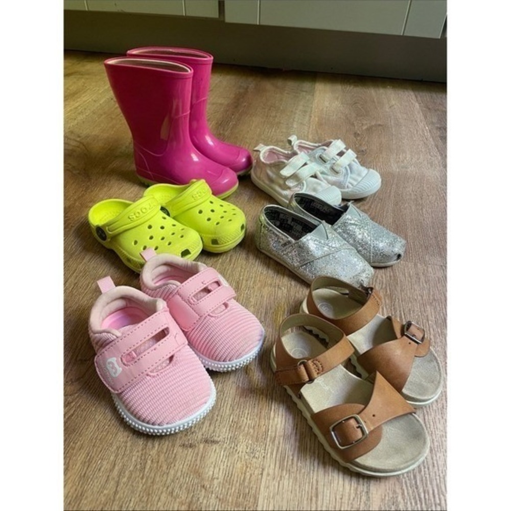 Crocs Toms Toddler Shoe Bundle Rubber Canvas Glitter Size 5 6 Mixed Lot